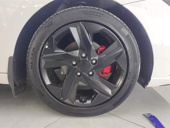 Фото 6 - Hyundai Elantra N line