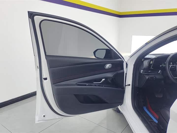 Фото 7 - Hyundai Elantra N line