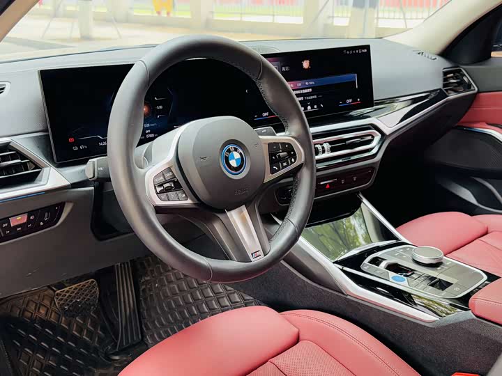 Фото 5 - BMW i3