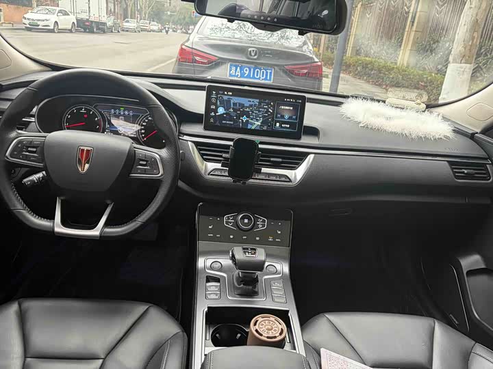 Фото 6 - Hongqi H5