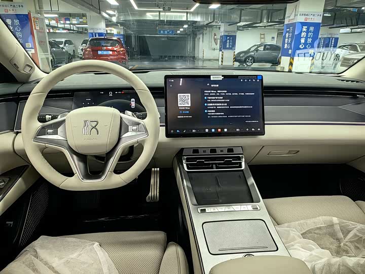 Фото 7 - BYD Han L