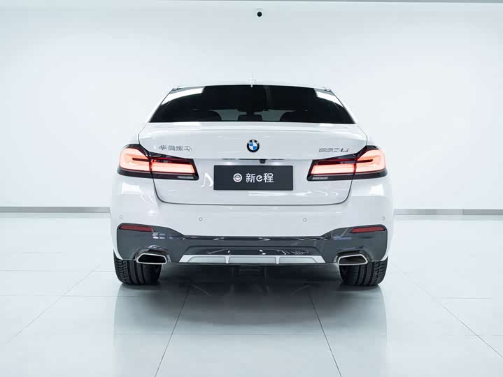 Фото 5 - BMW 5 Series