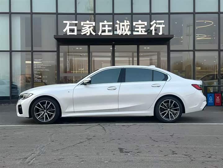 Фото 3 - BMW 3 Series