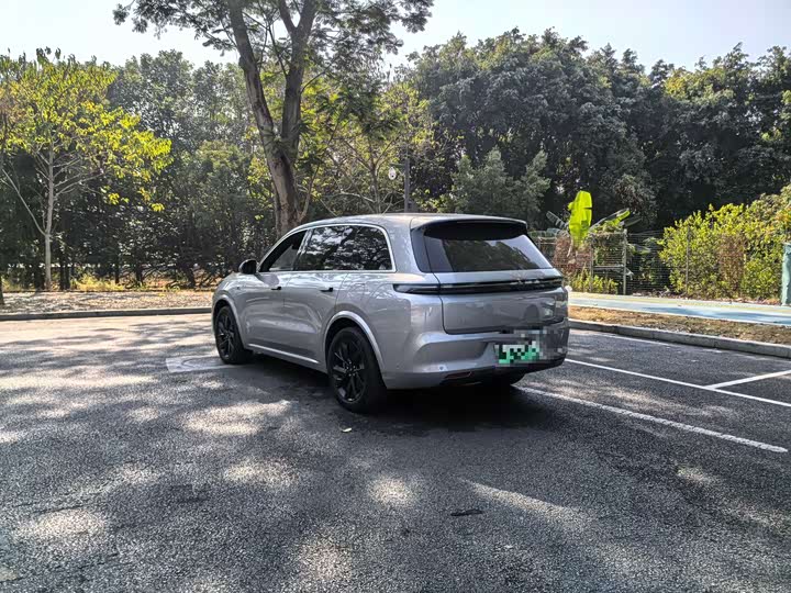 Фото 7 - LiXiang L8