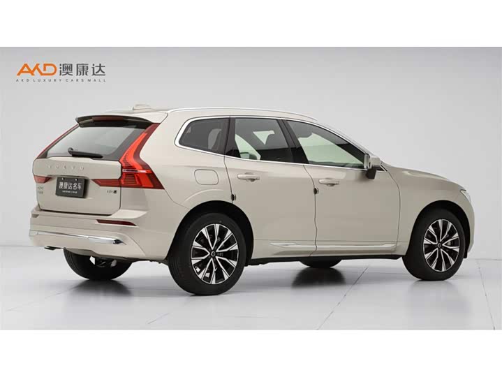 Фото 3 - Volvo XC60