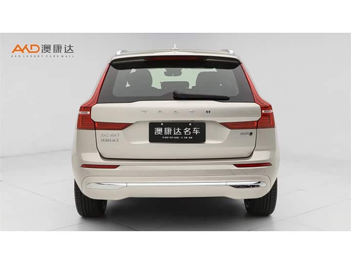 Фото 4 - Volvo XC60