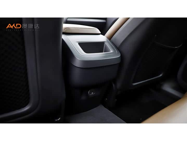 Фото 9 - Volvo XC60