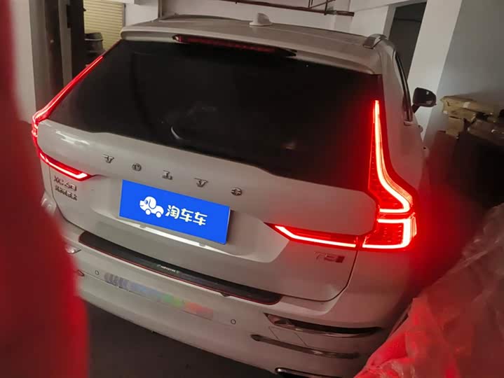 Фото 3 - Volvo XC60