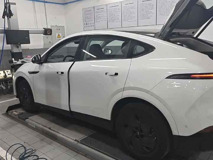 Фото 4 - XPeng G6