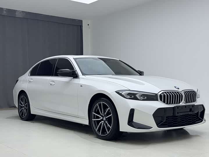 Фото 3 - BMW 3 Series