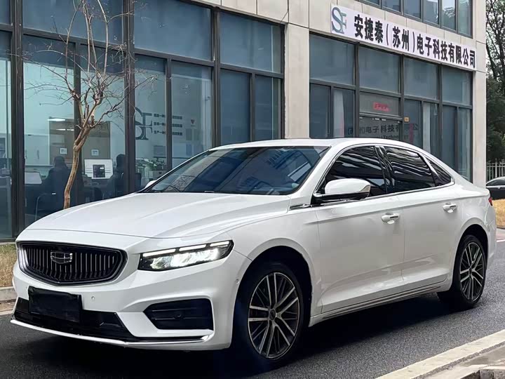 Фото 1 - Geely Preface