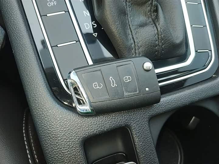 Фото 9 - Volkswagen Magotan