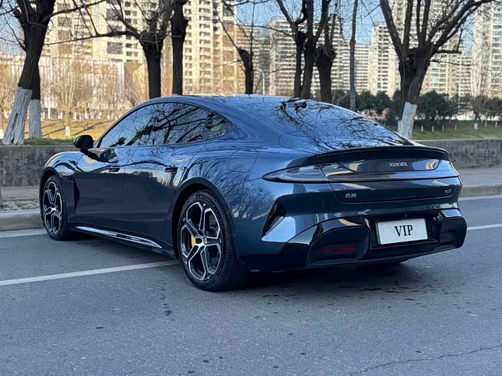 Фото 9 - Xiaomi SU7