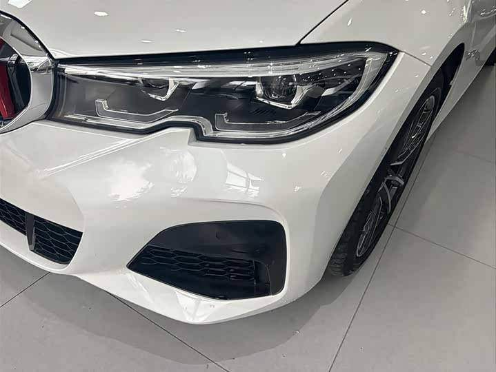 Фото 2 - BMW 3 Series