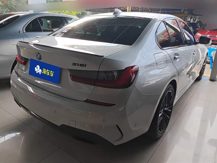 Фото 3 - BMW 3 Series