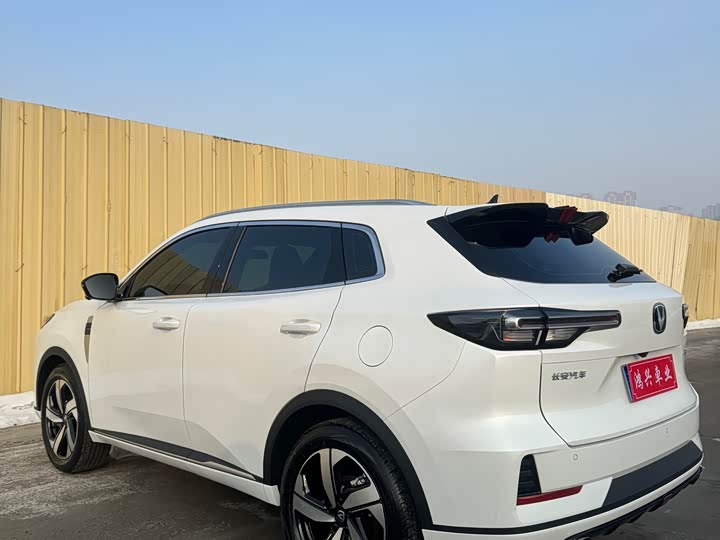 Фото 9 - Changan CS55 Plus