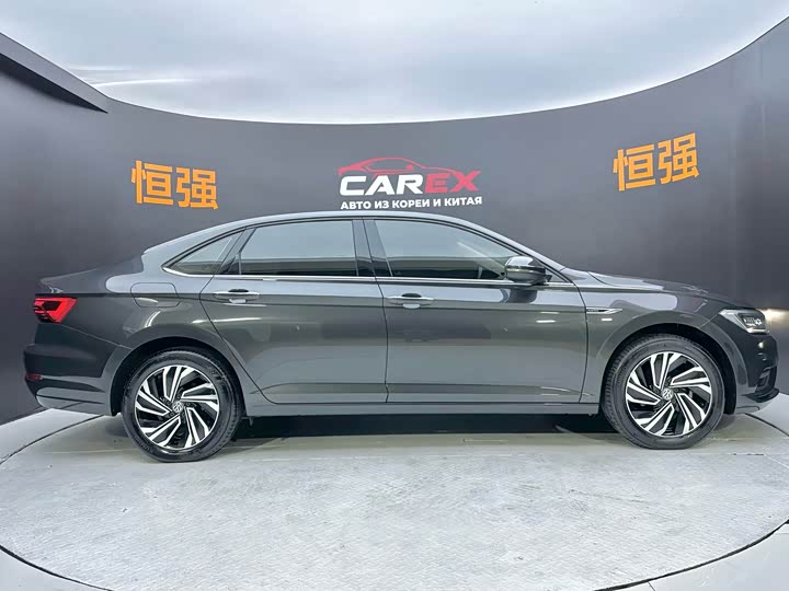 Фото 4 - Volkswagen Sagitar L