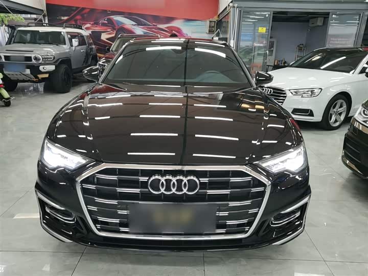 Фото 3 - Audi A6L