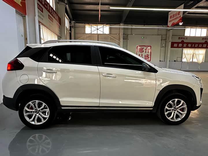 Фото 4 - Chery Tiggo 3x