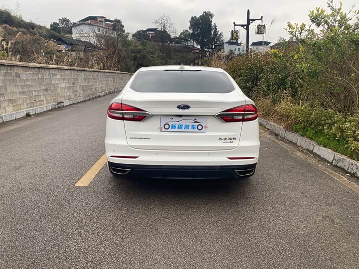 Фото 5 - Ford Mondeo