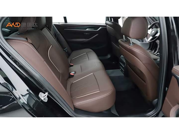 Фото 8 - BMW 5 Series