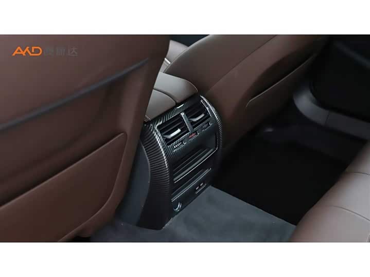 Фото 9 - BMW 5 Series