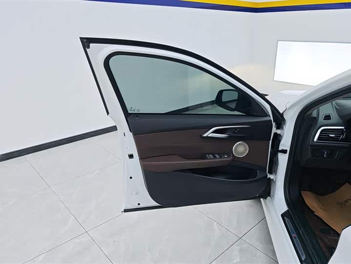 Фото 7 - BMW 1 Series