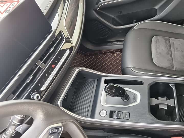 Фото 6 - Haval H6