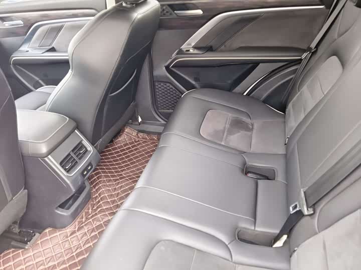 Фото 8 - Haval H6