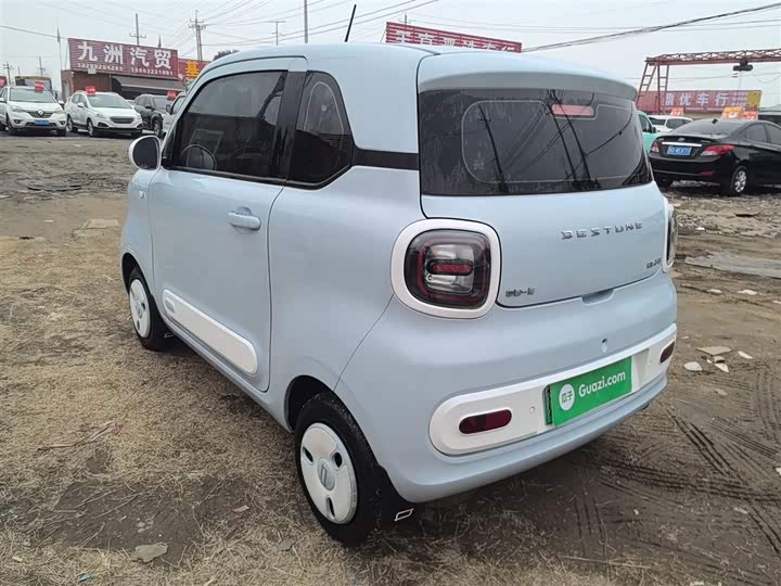 Фото 5 - Bestune Pony