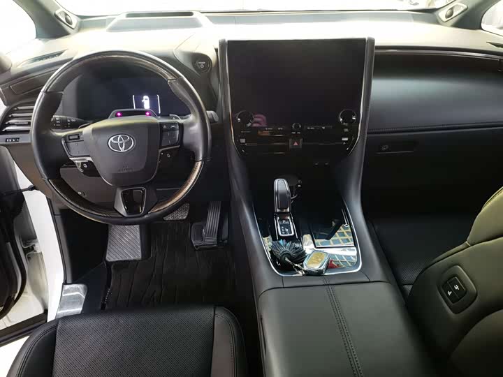 Фото 8 - Toyota Alphard