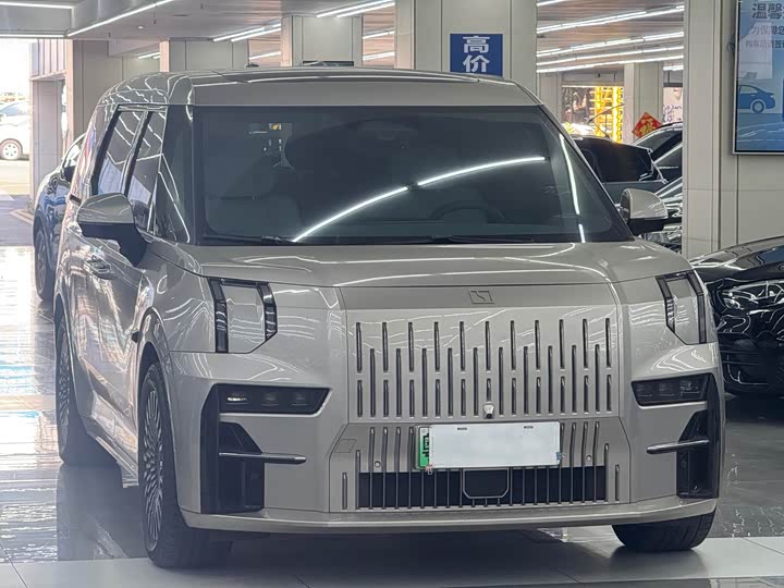 Фото 3 - Zeekr 009