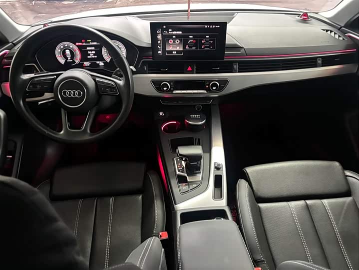 Фото 7 - Audi A4L