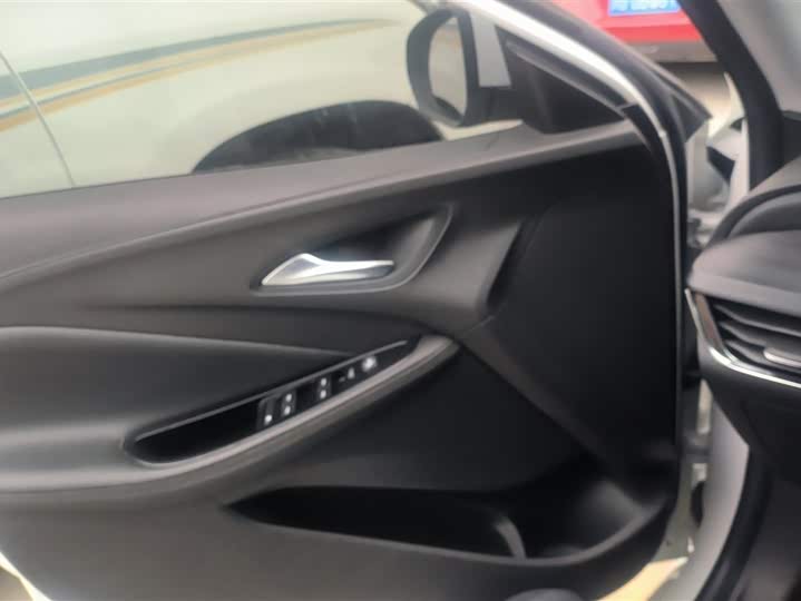 Фото 7 - Buick Verano