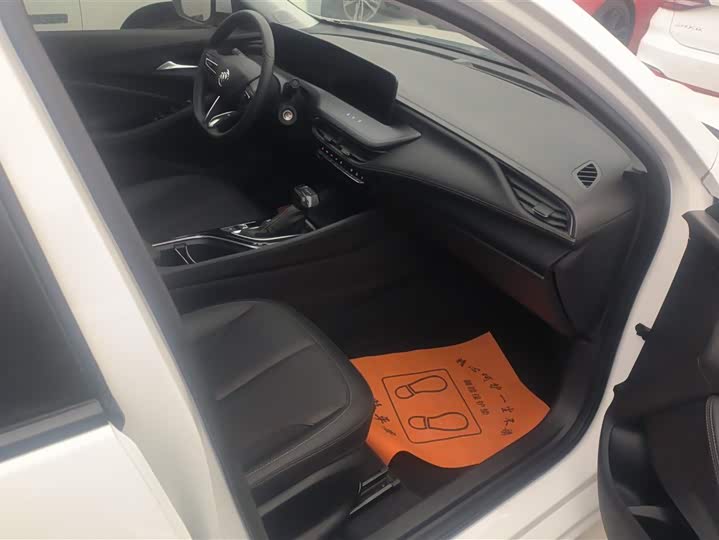 Фото 8 - Buick Verano