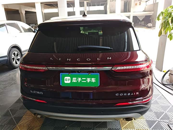 Фото 6 - Lincoln Corsair