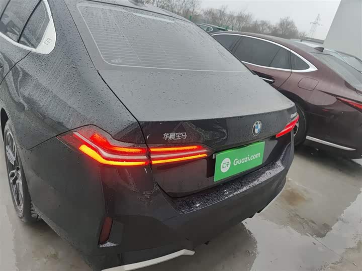 Фото 6 - BMW 5 Series