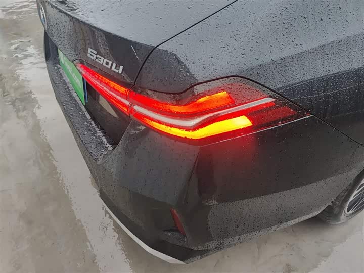 Фото 8 - BMW 5 Series