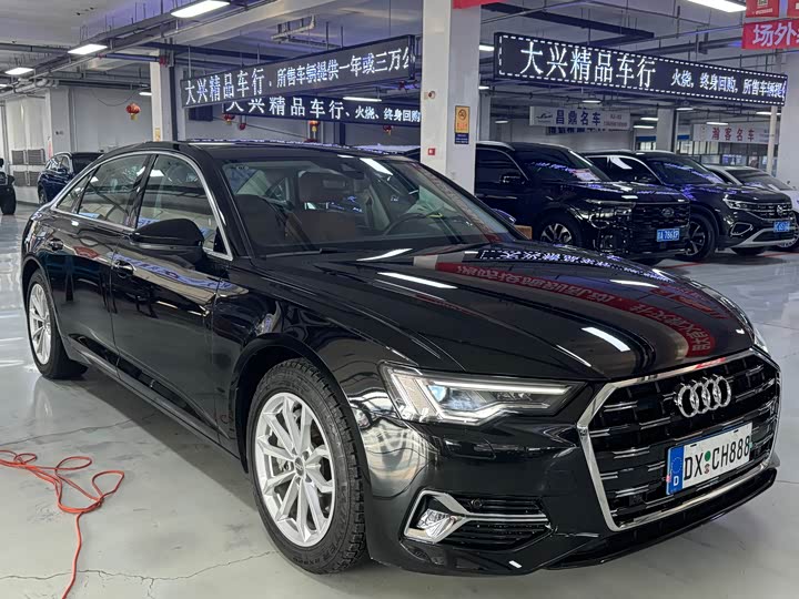 Фото 3 - Audi A6L