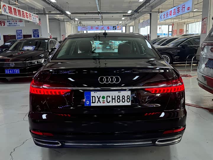 Фото 5 - Audi A6L