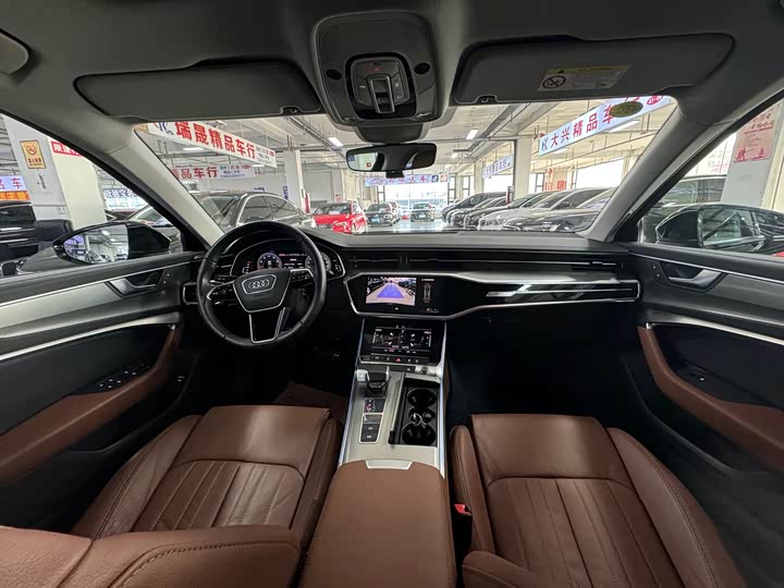 Фото 8 - Audi A6L