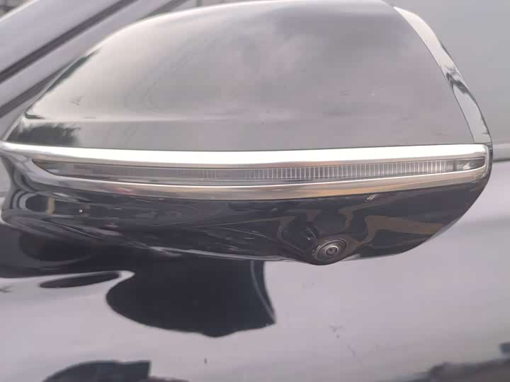 Фото 6 - Hongqi HS3