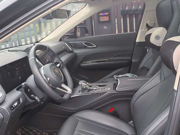 Фото 8 - Hongqi HS3