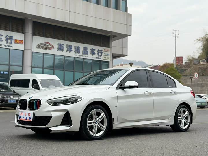 Фото 1 - BMW 1 Series