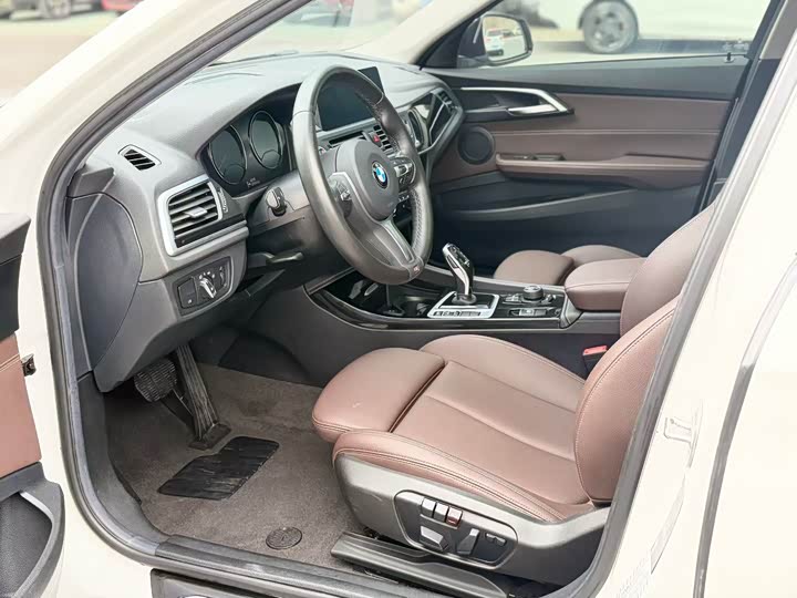 Фото 4 - BMW 1 Series