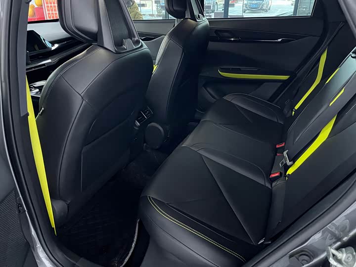 Фото 7 - Changan UNI-V