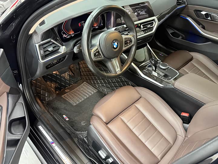 Фото 8 - BMW 3 Series