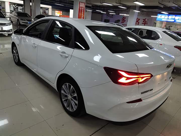 Фото 5 - Chevrolet Monza