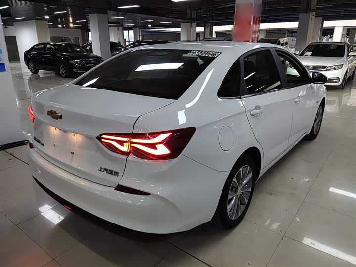 Фото 7 - Chevrolet Monza