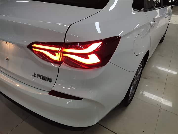 Фото 8 - Chevrolet Monza